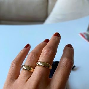 Mejuri thin dome ring size 5 14k solid gold